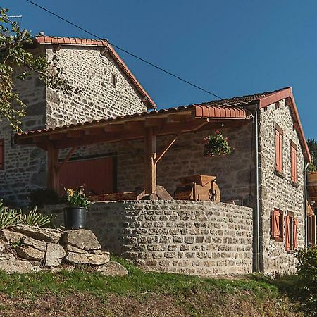 Gite " Oree Des Bois" Vertolaye Экстерьер фото